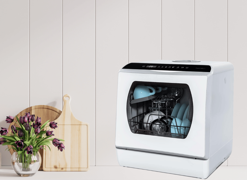 Making Life Easier With A Portable Dishwasher