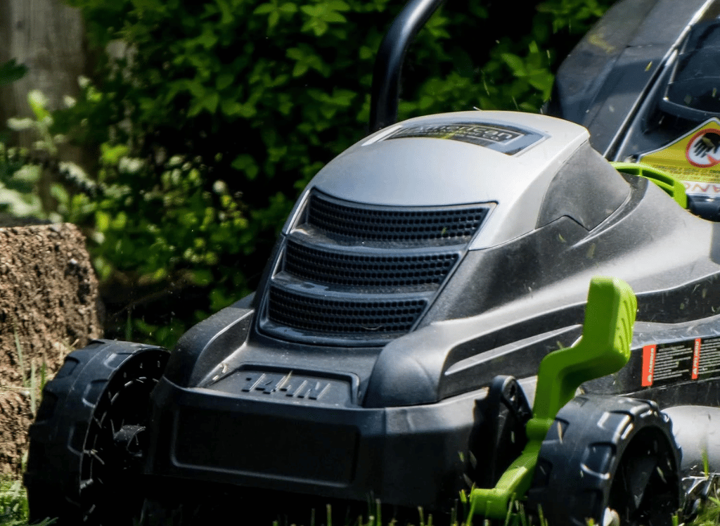 Stay Green And Clean With An Electric Lawn Mower