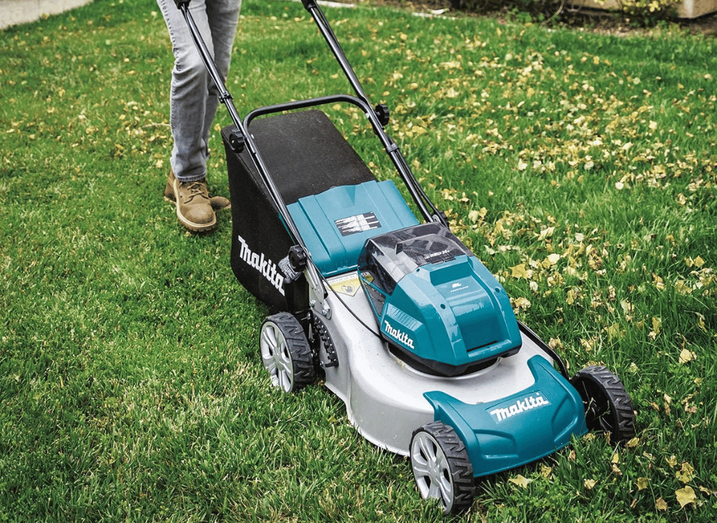 Quiet Mowing Solutions With A Battery-Operated Lawn Mower