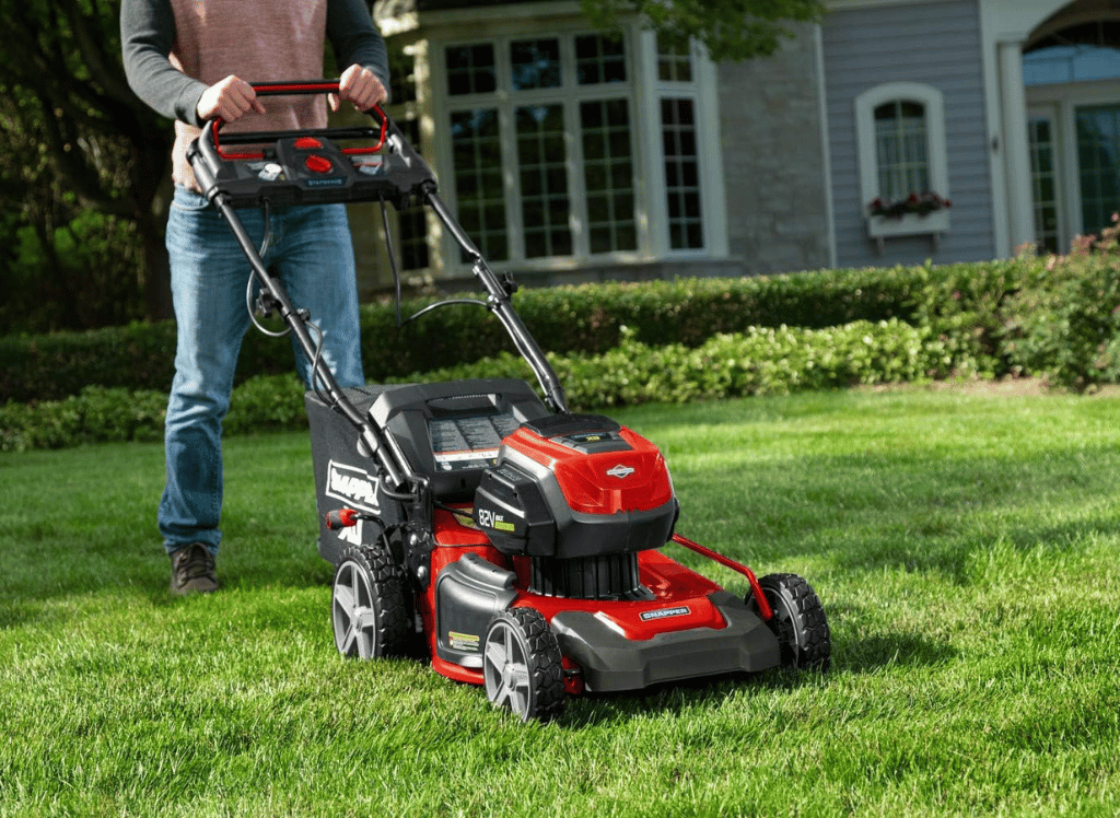 Quiet Mowing Solutions With A Battery-Operated Lawn Mower